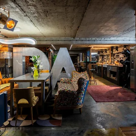 Fabryka Kobra * ビィドゴシュチュ