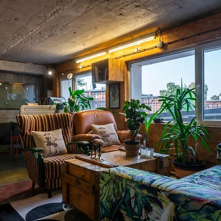 アパート Fabryka Kobra