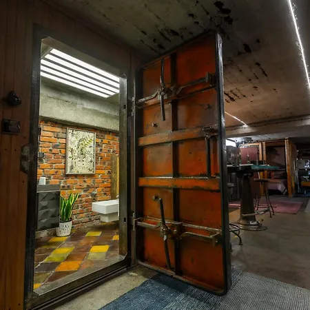 Fabryka Kobra * ビィドゴシュチュ