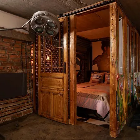 Fabryka Kobra Apartment *