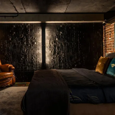 Fabryka Kobra Apartment