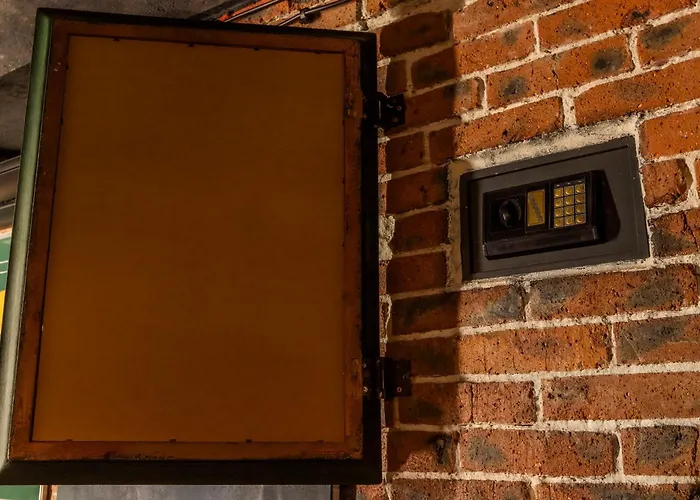 Fabryka Kobra Διαμέρισμα Μπίντγκοστς