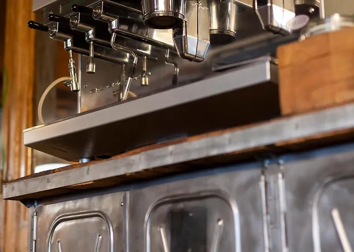 Fabryka Kobra Διαμέρισμα