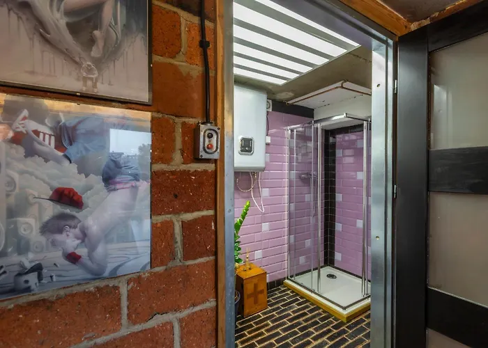 Apartman Fabryka Kobra *