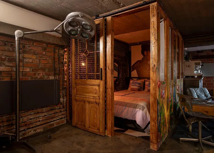 Fabryka Kobra Apartman *