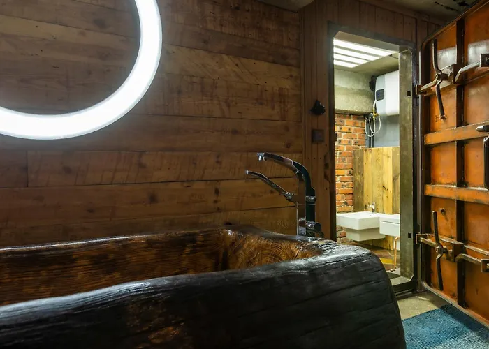 Fabryka Kobra Apartman *